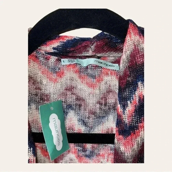 💋WOMEN’S MAURICES LONG‎ SLEEVE TOP CHEVRON COLORS SIZE LARGE NWT - Picture 6 of 9